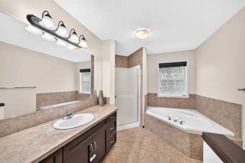 27 Pantego Way Nw, Calgary, AB 