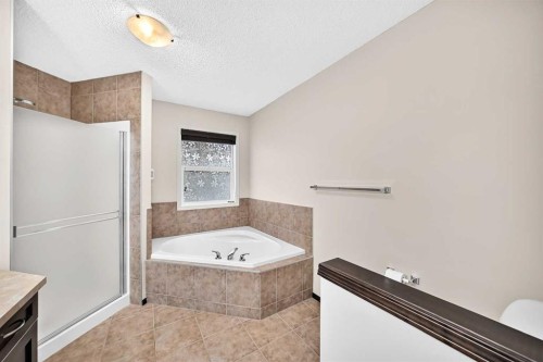 27 Pantego Way Nw, Calgary, AB 