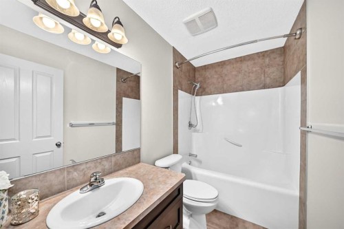 27 Pantego Way Nw, Calgary, AB 
