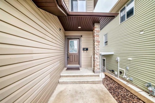 27 Pantego Way Nw, Calgary, AB 