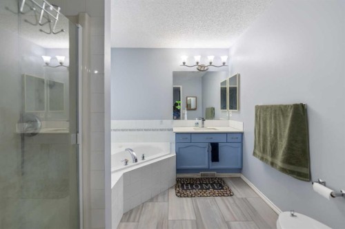 148 Springmere Way, Chestermere, AB 