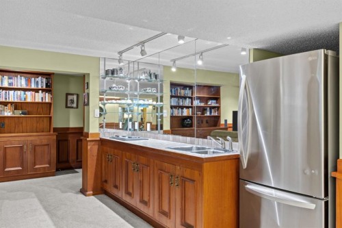 1215 Varsity Estates Drive Nw, Calgary, AB 