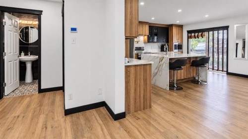 226 Saddlecrest Close, Calgary, AB 