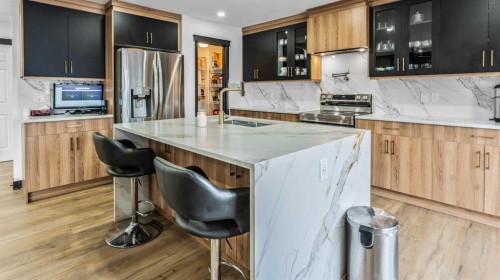 226 Saddlecrest Close, Calgary, AB 