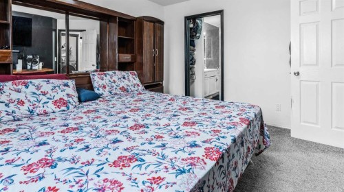 226 Saddlecrest Close, Calgary, AB 