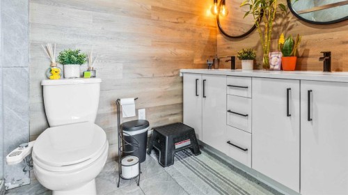 226 Saddlecrest Close, Calgary, AB 