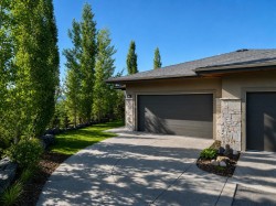 101 Watermark Villas  Rural Rocky View County, AB T3L 0E2