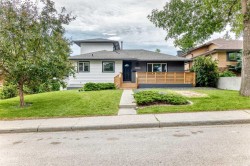 3824 Brooklyn Crescent NWCalgary, AB T2L 1H2