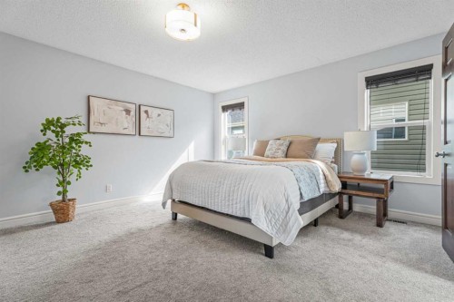295 Aspen Hills Close Sw, Calgary, AB 