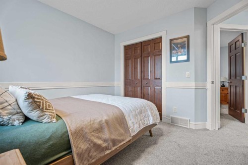 295 Aspen Hills Close Sw, Calgary, AB 