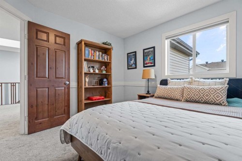 295 Aspen Hills Close Sw, Calgary, AB 