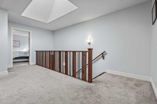 295 Aspen Hills Close Sw, Calgary, AB 
