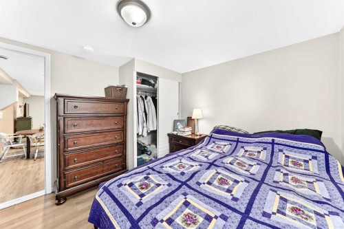 3927 40A Avenue, Red Deer, AB 