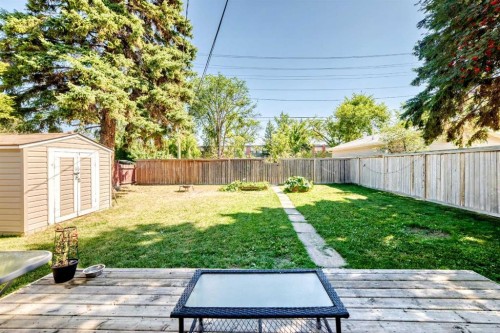 3927 40A Avenue, Red Deer, AB 