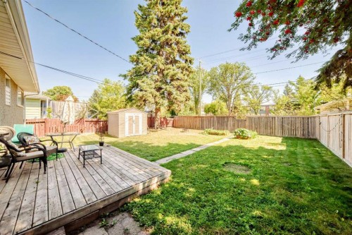 3927 40A Avenue, Red Deer, AB 