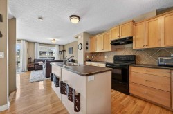 2-2412 Kensington Road NW Calgary, AB T2N 3S1