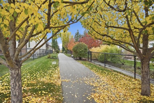 272 Bridle Estates Road Sw, Calgary, AB 
