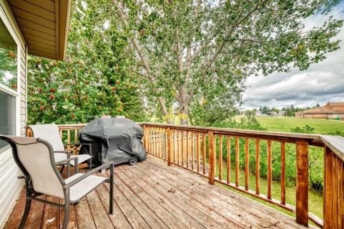124 Shawinigan Way Sw, Calgary, AB 