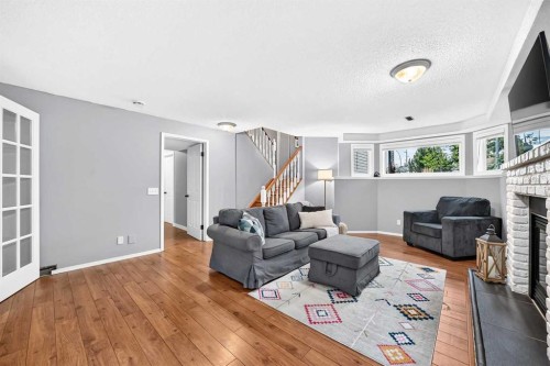 124 Shawinigan Way Sw, Calgary, AB 