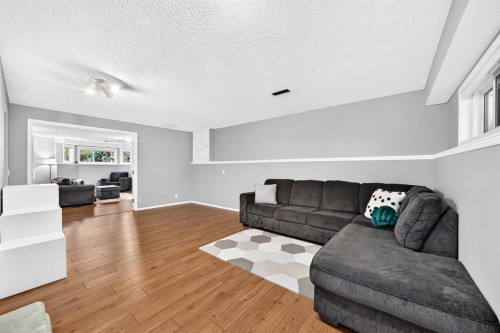 124 Shawinigan Way Sw, Calgary, AB 