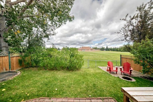 124 Shawinigan Way Sw, Calgary, AB 