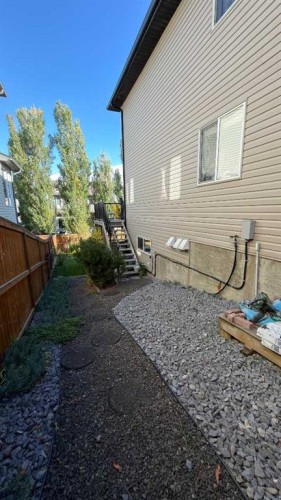 123 Hawkmere View, Chestermere, AB 