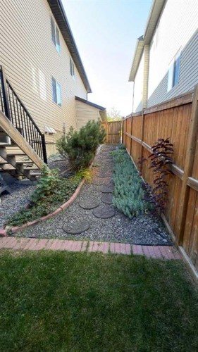 123 Hawkmere View, Chestermere, AB 