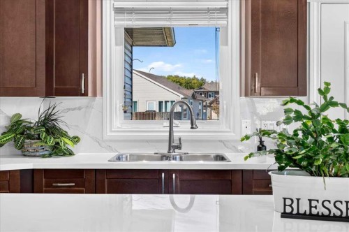 2 Valarosa Point, Didsbury, AB 
