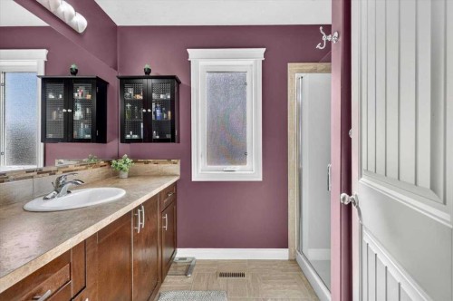 2 Valarosa Point, Didsbury, AB 