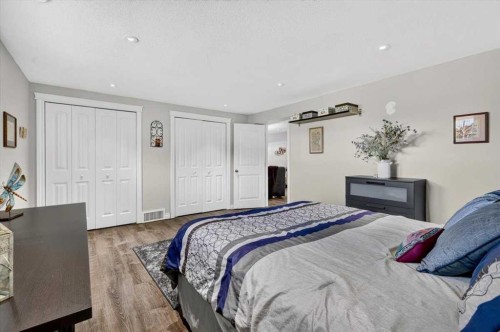 2 Valarosa Point, Didsbury, AB 