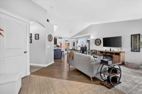 2 Valarosa Point, Didsbury, AB 