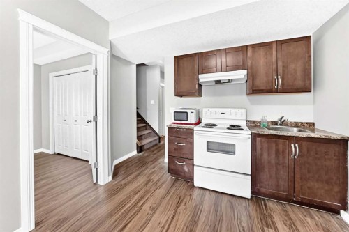 124 Nolanfield Way Nw, Calgary, AB 