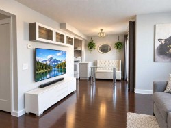 301-4619 73 Street NW Calgary, AB T3B 2M3