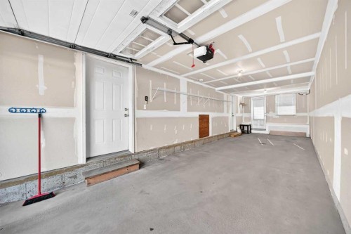 108 New Brighton Point Se, Calgary, AB 