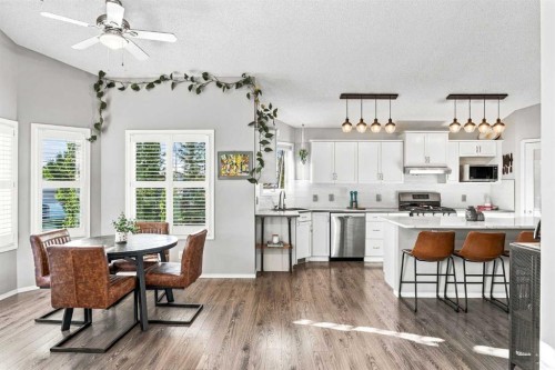 184 Cove Crescent, Chestermere, AB 