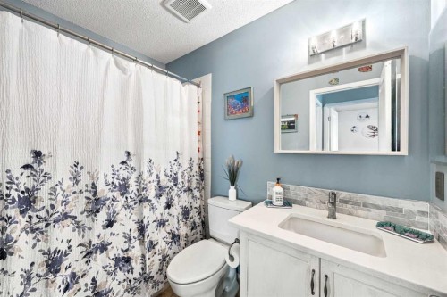184 Cove Crescent, Chestermere, AB 