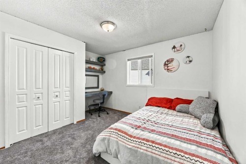184 Cove Crescent, Chestermere, AB 