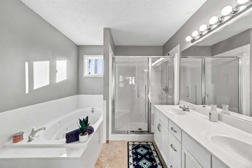 184 Cove Crescent, Chestermere, AB 