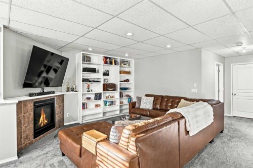 184 Cove Crescent, Chestermere, AB 