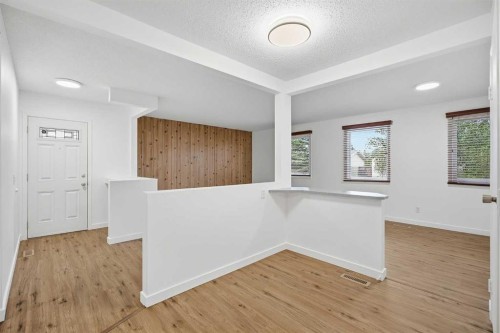 171 Pensville Road Se, Calgary, AB 