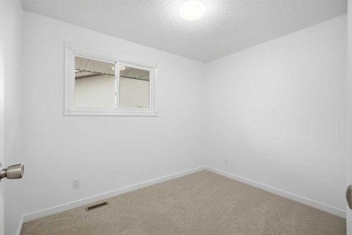 171 Pensville Road Se, Calgary, AB 