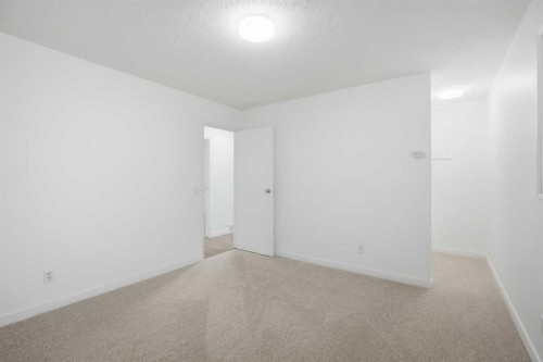 171 Pensville Road Se, Calgary, AB 