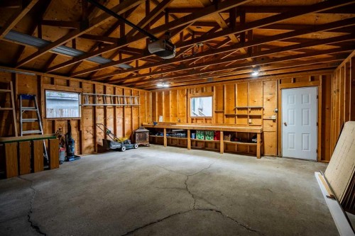 171 Pensville Road Se, Calgary, AB 