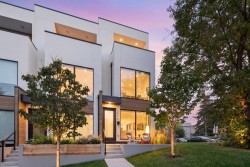 2830 15 Street SW Calgary, AB T2T 1J2