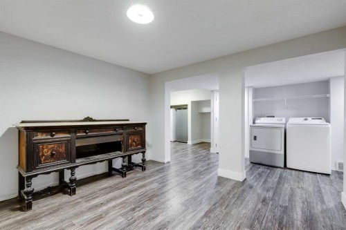 3216 15 Street Nw, Calgary, AB 