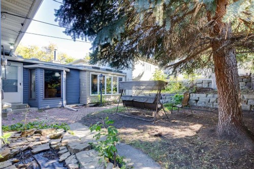 3216 15 Street Nw, Calgary, AB 