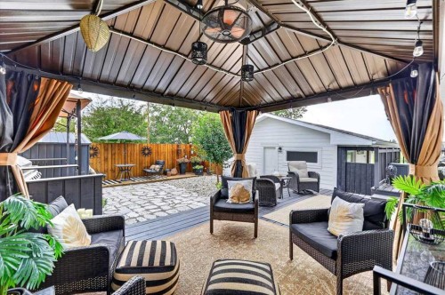 10403 Maplemont Road Se, Calgary, AB 