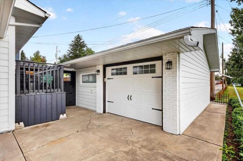 10403 Maplemont Road Se, Calgary, AB 