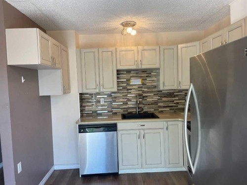 3315 56 Street Ne, Calgary, AB 