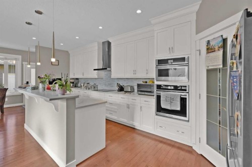 4641 81 Street Nw, Calgary, AB 